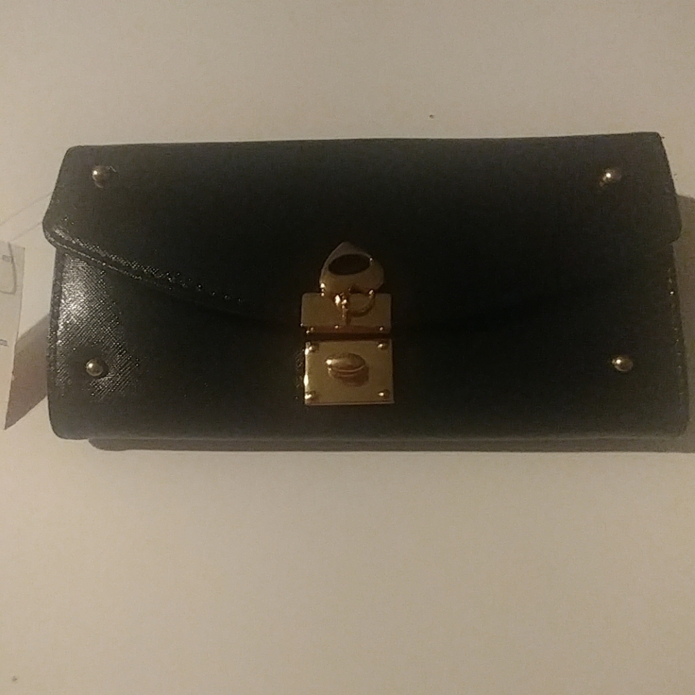 NEW Wallet - Picture 2 of 3